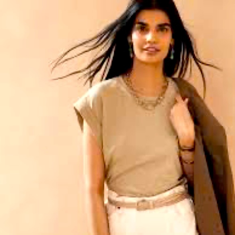 Banana Republic Roll Cuff Tank in Maverick Tan